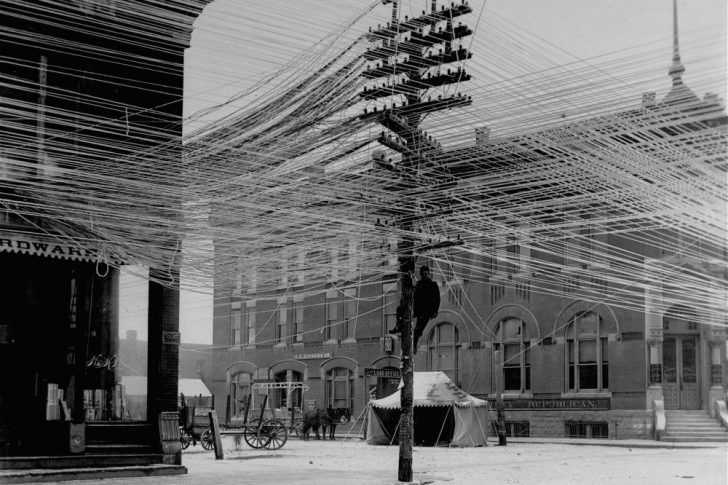 telephonewires